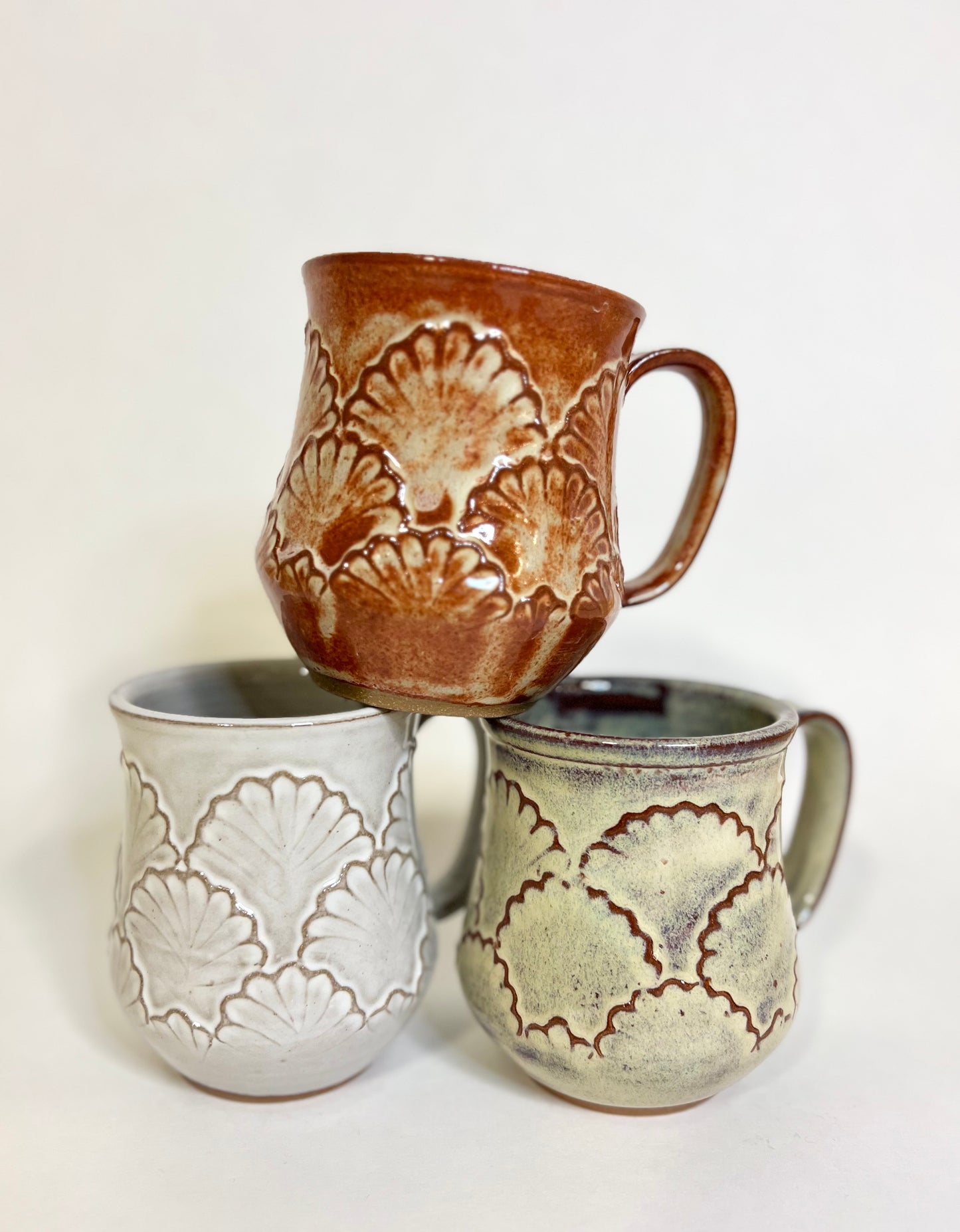 Handcrafted Scalloped Ceramic Mug - 18 oz