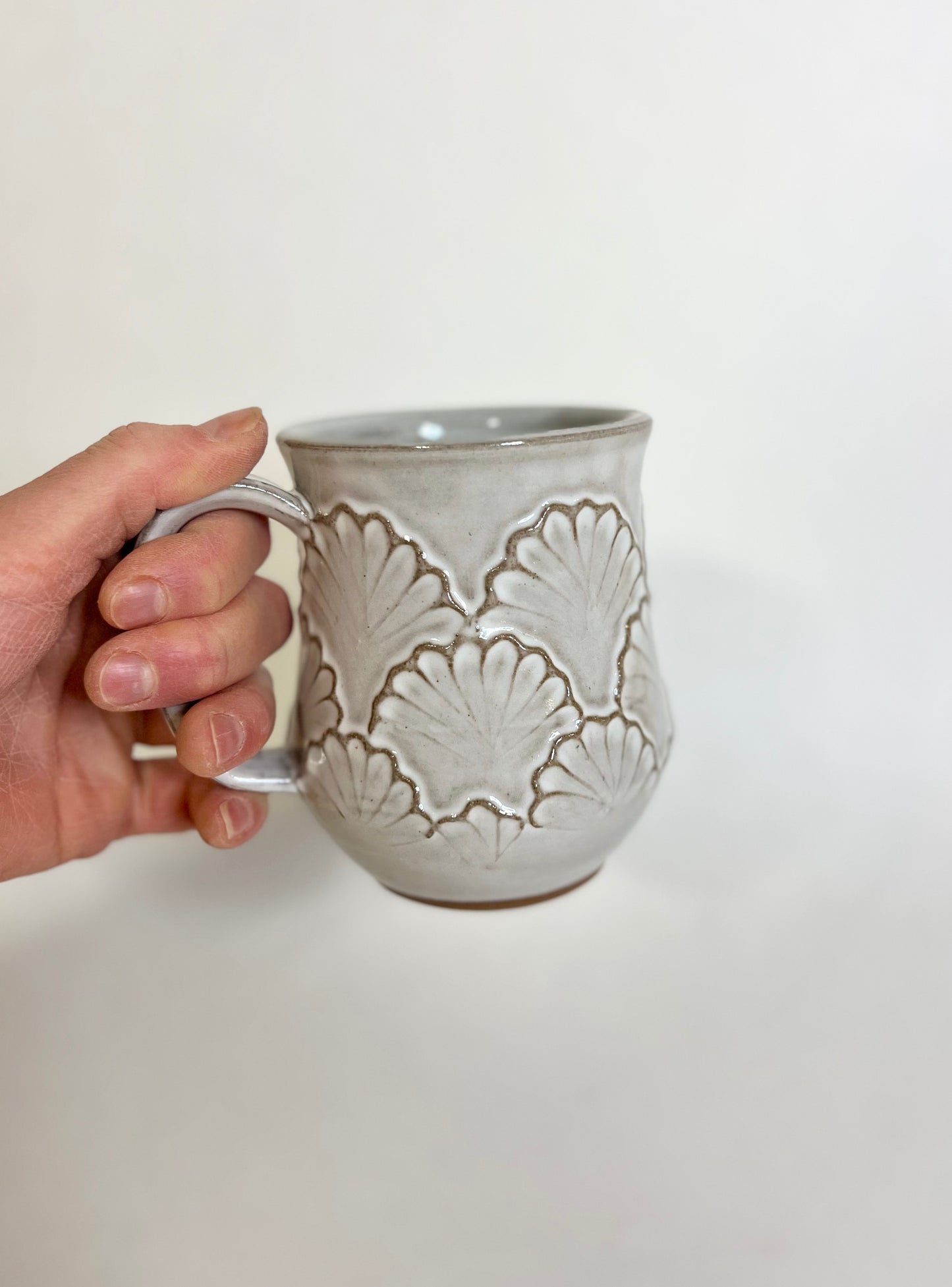 Handcrafted Scalloped Ceramic Mug - 18 oz
