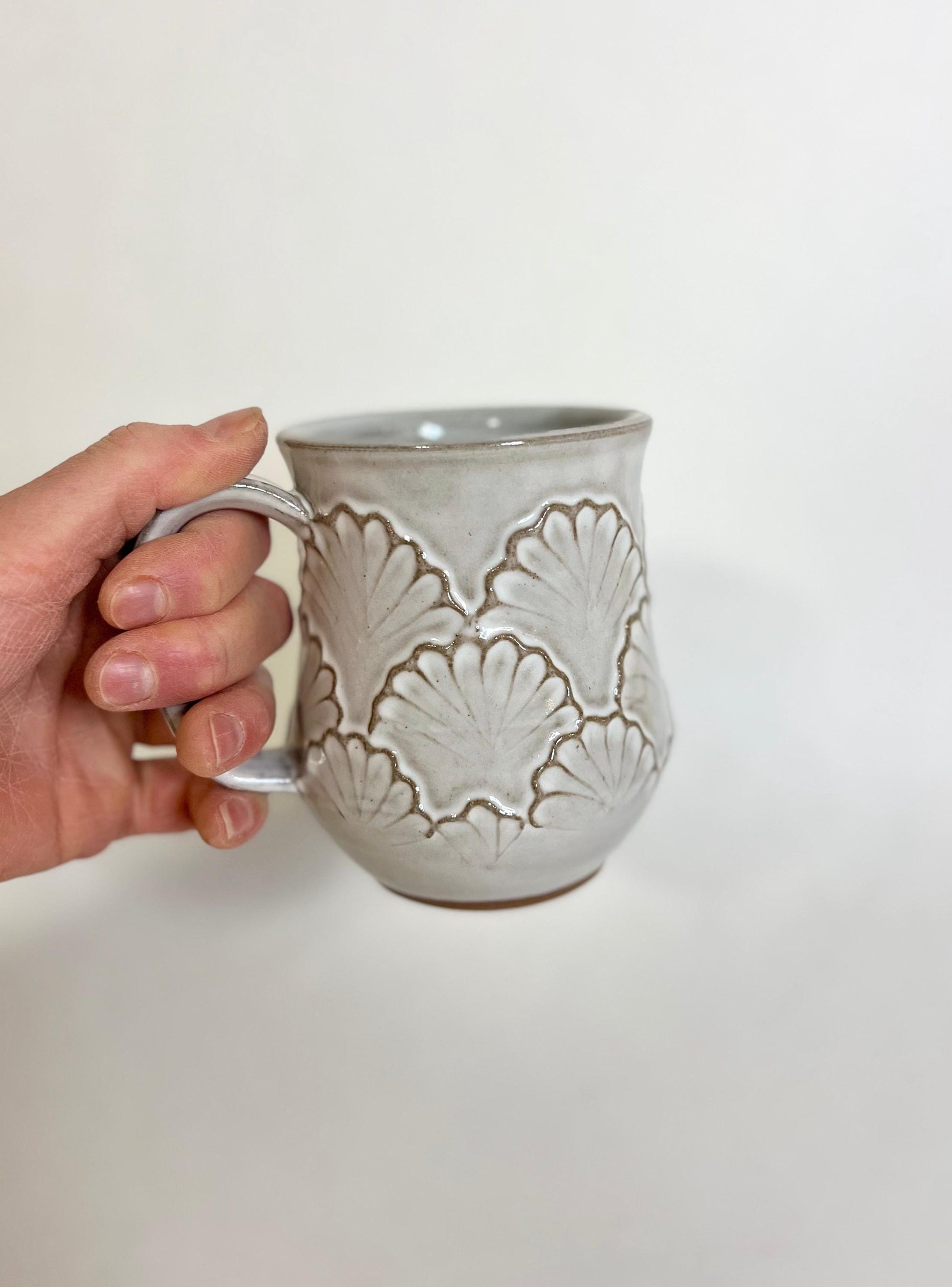 Handcrafted Scalloped Ceramic Mug - 18 oz