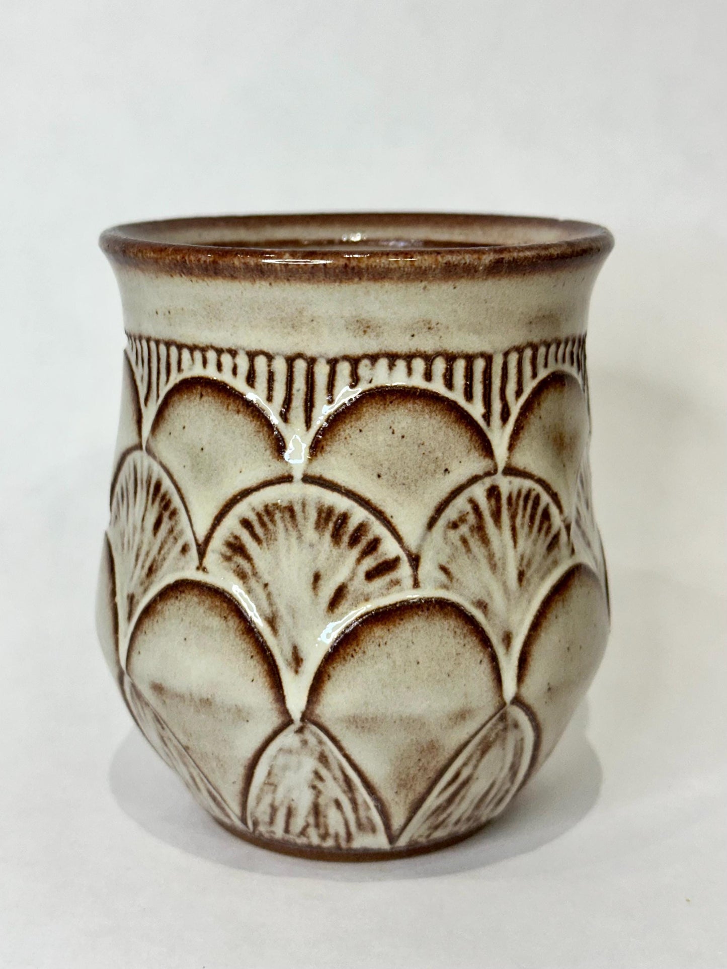Ceramic Tumbler Mug, Scalloped Layers