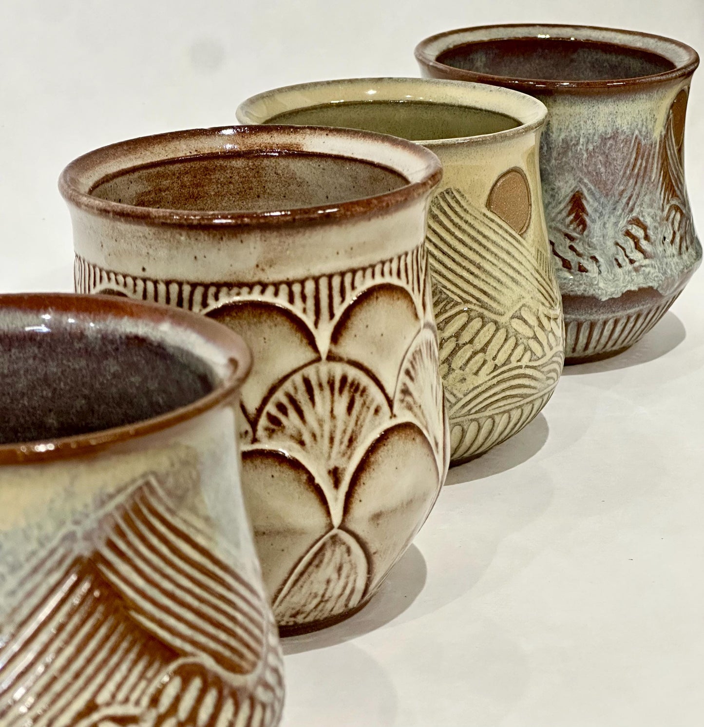 Ceramic Tumbler Mug, Scalloped Layers